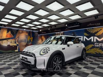 MINI Cooper 1.5 Resolute (001) Bianco usata Calenzano MINI Cooper 1.5 Resolute (001) Bianco usata Calenzano