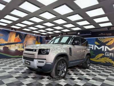 Land Rover Defender 200 CV AWD Auto X-Dynamic SE (303) Grigio usata Calenzano