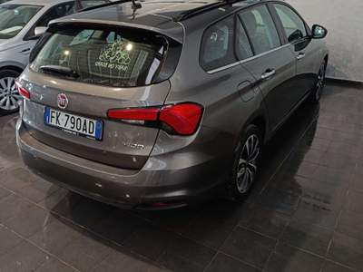 Fiat Tipo Tipo 1.3 Mjt S&S SW Lounge Grigio usata Cornaredo