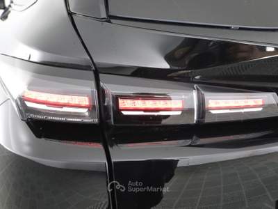 Peugeot 308 308 BlueHDi 130 S&S EAT8 SW Allure Nero usata Parma