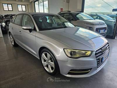 Audi A3 A3 III 2013 Sportback Sportback 1.6 tdi Ambition 110cv s-tronic E6 Argento usata Martinengo