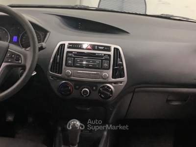 Hyundai i20 5p. RATE / FINANZIAMENTI Grigio usata Benevento