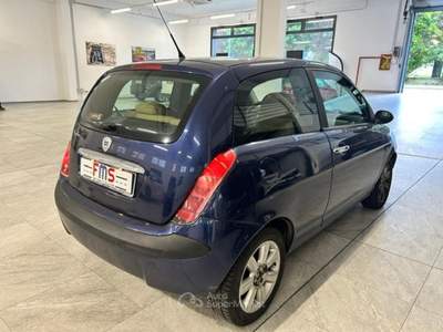 Lancia Ypsilon Ypsilon 1.2 8v Blu/Azzurro usata Torino
