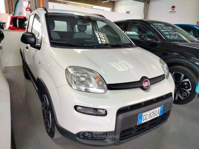 Fiat Panda 1.0 Hybrid City Cross MY22 Bianco usata Cesena