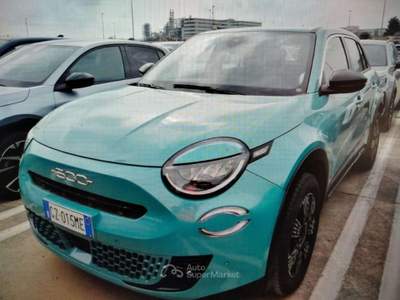 Fiat 600 Hybrid 145cv DCT FULL PACK STYLE CONFORT Blu/Azzurro usata Cesena