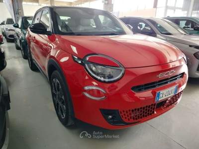 Fiat 600 Hybrid 100 CV DCT MHEV La Prima Rosso usata Cesena