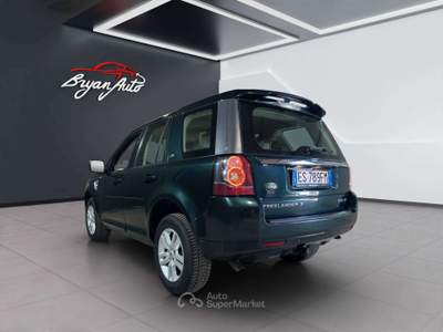 Land Rover Freelander 2.2 sd4 SE 4wd 190cv auto usata Vercelli