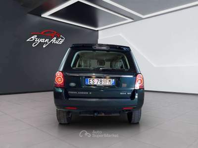Land Rover Freelander 2.2 sd4 SE 4wd 190cv auto usata Vercelli
