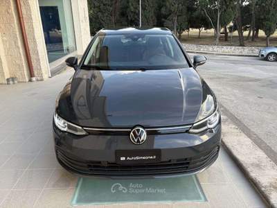 Volkswagen Golf 2.0 TDI 150 CV DSG SCR Life LUCI AMBIENTE Grigio usata Carovigno