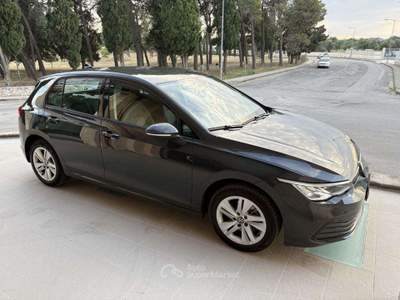 Volkswagen Golf 2.0 TDI 150 CV DSG SCR Life LUCI AMBIENTE Grigio usata Carovigno