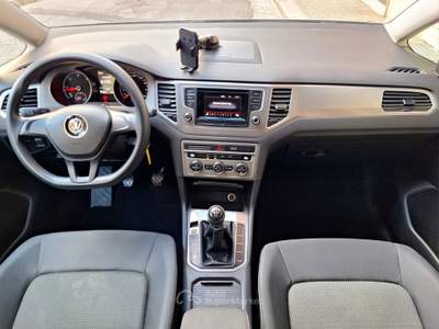 Volkswagen Golf Sportsvan 1.6 TDI 110CV Highline BlueMotion Technology Grigio usata Castellana Grotte