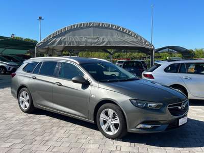 Opel Insignia 136cv Sports Tourer Innovation Grigio usata Manzano