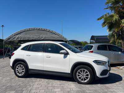 Mercedes-Benz GLA Business FINANZIABILE Bianco usata Manzano