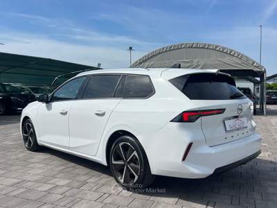 Opel Astra 1.5 T Diesel 130 CV Sports Tourer Elegance Bianco usata Manzano