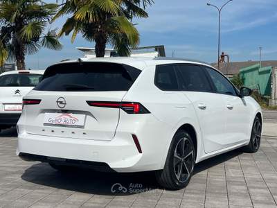Opel Astra 1.5 T Diesel 130 CV Sports Tourer Elegance Bianco usata Manzano