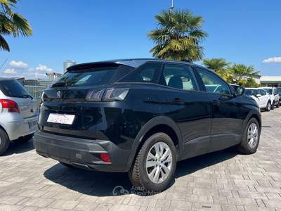 Peugeot 3008 BlueHDi 130cv Active Business Nero usata Manzano