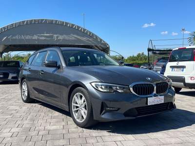 BMW Serie 3 320d 320 320d 48V Touring Business Advantage Grigio usata Manzano