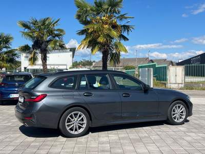 BMW Serie 3 320d 320 320d 48V Touring Business Advantage Grigio usata Manzano