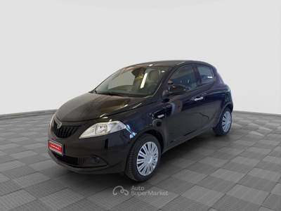 Lancia Ypsilon Ypsilon 1.0 FireFly 5 porte S&S Hybrid Silver Nero usata Verona