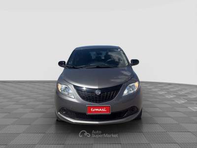 Lancia Ypsilon Ypsilon 1.0 FireFly 5 porte S&S Hybrid Silver Grigio usata Verona