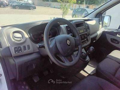 Renault Trafic Combi ZEN l1 1.6dci 125 cv s&s E6 9 P Bianco usata Zola Predosa