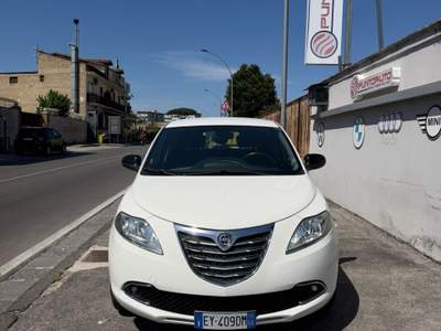 Lancia Ypsilon 16V 95 CV 5 porte S&S Gold Bianco usata Sant'Antimo