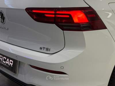 Volkswagen Golf DSG *IQLight*Luciambient Bianco usata Mesagne