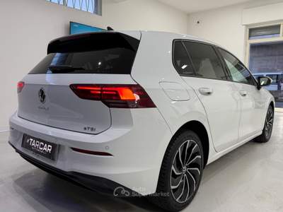 Volkswagen Golf DSG *IQLight*Luciambient Bianco usata Mesagne