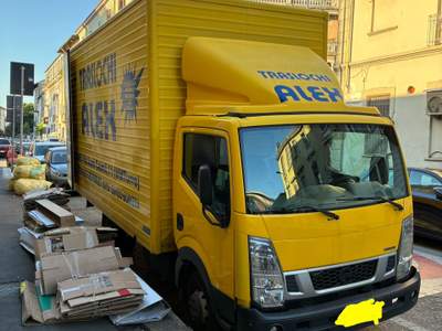 Nissan Cabstar cassone 490x220x260h allestito per mobili e traslochi Giallo usata Milano