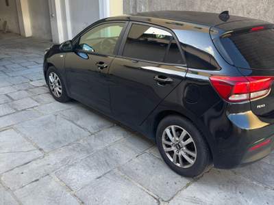 Kia Rio Kia Rio 2018 1.4CRDi 57kW Manuale,Full Optional Nero usata PIOMBINO (LI)