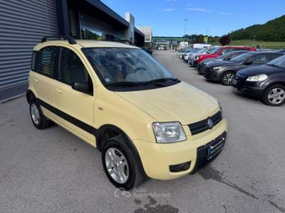 Fiat Panda 1.3 mjt 4X4 Climbing GANCIO TRAINO 4wd ALL4 AWD Giallo usata Sant'Angelo in vado