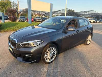 BMW Serie 1 120d Serie 1 F40 120d xdrive Bus Adva auto GB628PB Grigio usata Basiliano