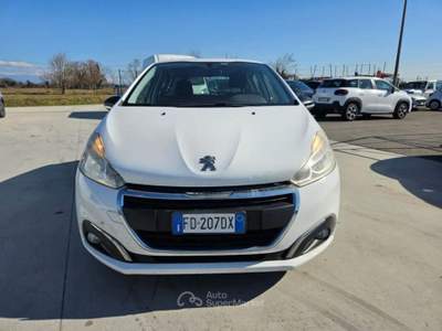 Peugeot 208 208 5p 1.6 bluehdi Active 75cv 2 posti N1 FD207DX Bianco usata Basiliano