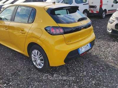 Peugeot 208 Neopatentati 1.2 Active Pack s tg GP166ML Giallo usata Basiliano
