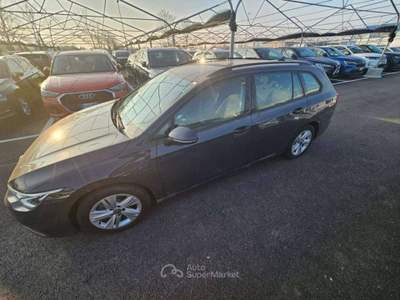 Volkswagen Golf Golf VIII Variant 1.0 tsi evo Life 110cv - GF044WJ Argento usata Basiliano