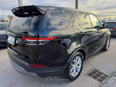 Land Rover Discovery Discovery 3.0 td6 SE 249cv 5p GANCIO auto -FM508WR Nero usata Basiliano