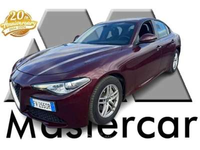 Alfa Romeo Giulia 2.2 t Business 160cv AT8 - FV255SR Rosso usata Basiliano Alfa Romeo Giulia 2.2 t Business 160cv AT8 - FV255SR Rosso usata Basiliano