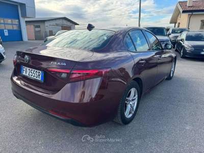 Alfa Romeo Giulia 2.2 t Business 160cv AT8 - FV255SR Rosso usata Basiliano