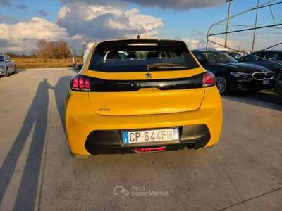 Peugeot 208 1.2 puretech Active s - GP644FN Giallo usata Basiliano