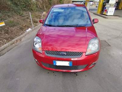 Ford Fiesta per neopatentati Arancione usata camposampiero