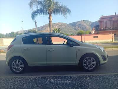 Opel Corsa Bassi consumi Beige usata Arienzo