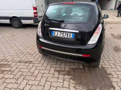 Lancia Ypsilon Bellissima lancia y con 77000klm usata Novara