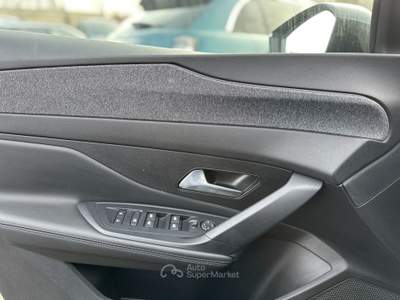 Peugeot 408  -  1.2 puretech allure s&s 130cv eat8 Blu/Azzurro usata Roma