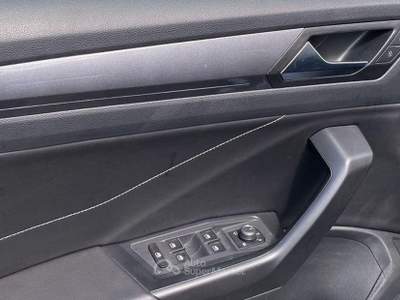 Volkswagen T-Roc Style 1.0 TSI 110CV usata Partinico