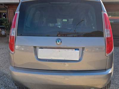 Skoda Roomster CR 90CV Van usata PRATO