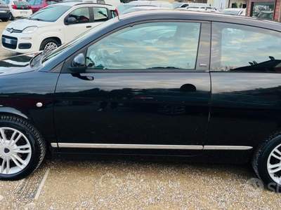 Lancia Ypsilon Platinum usata PRATO