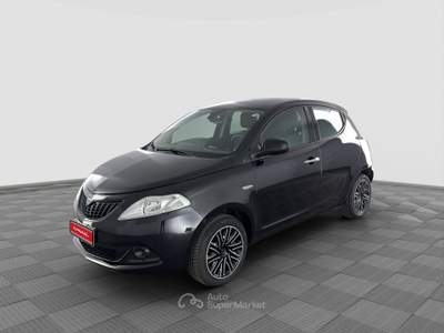 Lancia Ypsilon Ypsilon 1.0 FireFly 5 porte S&S Hybrid Silver Nero usata Parma
