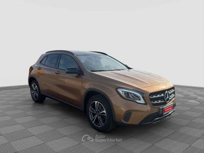 Mercedes-Benz GLA GLA 200 CDI/d Automatic Premium Beige usata Parma
