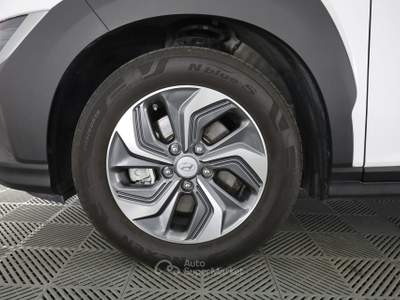 Hyundai Kona Kona HEV 1.6 DCT XLine Bianco usata Parma