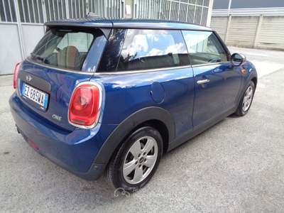 MINI Clubman 1.2 One neopatentati Blu/Azzurro usata Torino